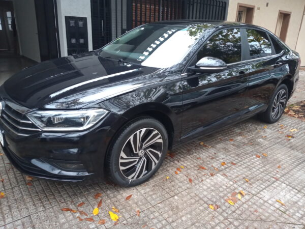 DISPONIBLE - Volkswagen Vento 1.4 Tsi Highline - 2019