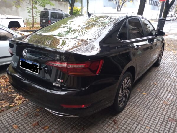 DISPONIBLE - Volkswagen Vento 1.4 Tsi Highline - 2019 - Imagen 6
