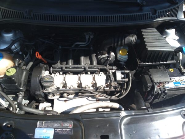 Volkswagen_suran_2012_highline_138.000_km