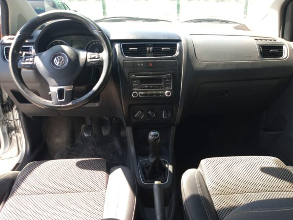 Volkswagen_suran_2012_highline_138.000_km