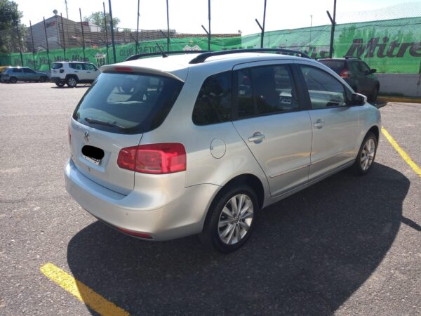 Volkswagen_suran_2012_highline_138.000_km