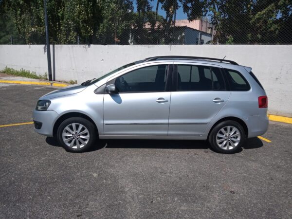 Volkswagen_suran_2012_highline_138.000_km