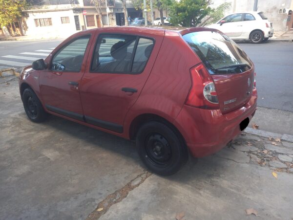 Sandero_1.6