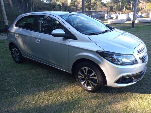 DISPONIBLE - Chevrolet Onix LTZ - 2016 - Imagen 11