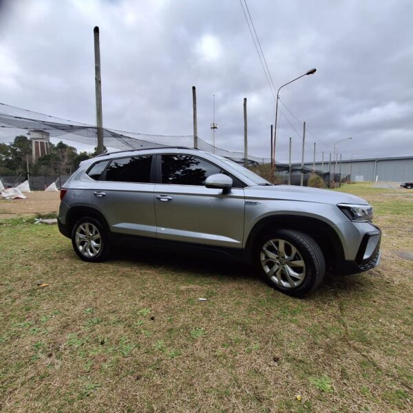 DISPONIBLE - VW Taos Confortline - 2024 - Imagen 8