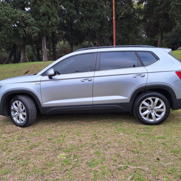 DISPONIBLE - VW Taos Confortline - 2024 - Imagen 9