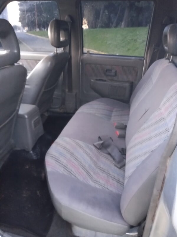 DISPONIBLE - Pick Up Isuzu 3.1 Turbo Diesel 4x4 - 2001 - Imagen 11