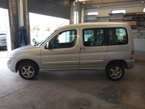 DISPONIBLE - Citroën Berlingo Multispace HDI - 2011 - Imagen 6