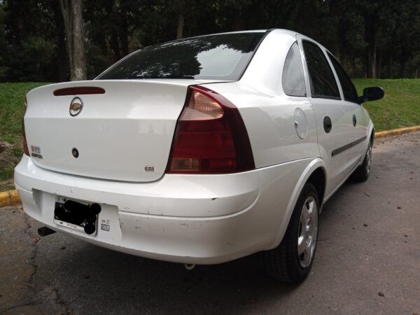 DISPONIBLE - Chevrolet Corsa 2 - 2010 - Muy buen estado - Imagen 2