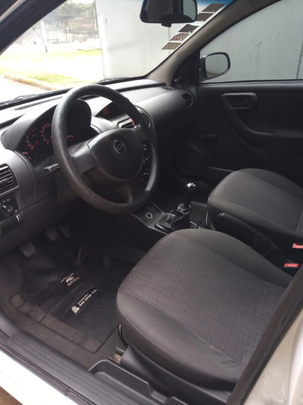 DISPONIBLE - Chevrolet Corsa 2 - 2010 - Muy buen estado - Imagen 6