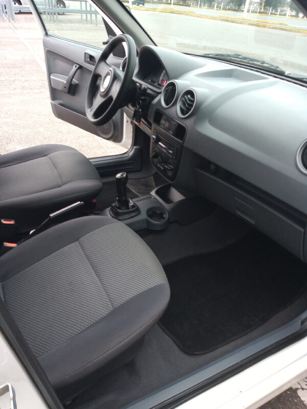 DISPONIBLE - VW Gol Power 1.4 - 2011 - Imagen 12
