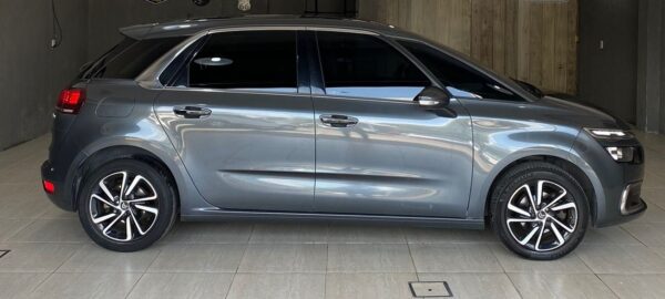 VENDIDO - Citroën C4 Picasso HDI - 2017 - Imagen 2
