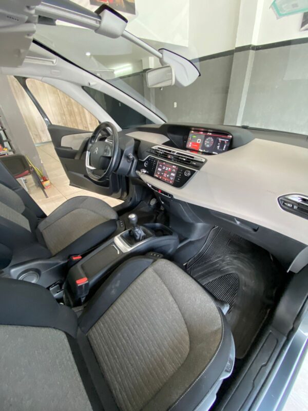 VENDIDO - Citroën C4 Picasso HDI - 2017 - Imagen 8